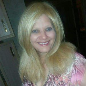 Meet your Posher, Debra